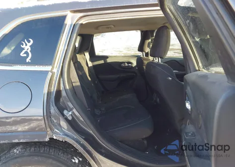 2016 Jeep Cherokee Latitude from USA, damaged, VIN 1C4PJMCS1GW145782